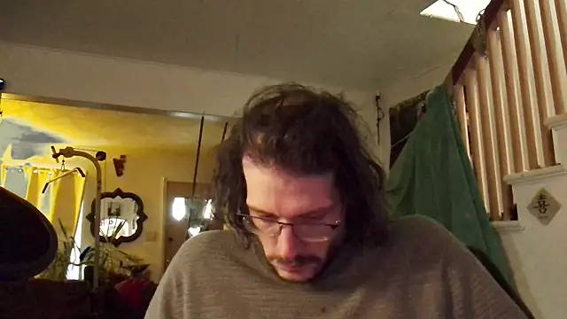 Snapshot of MasterDaddyCool chatting on November 10, 4:17 pm MasterDaddyCool online show from November 10, 4:17 pm