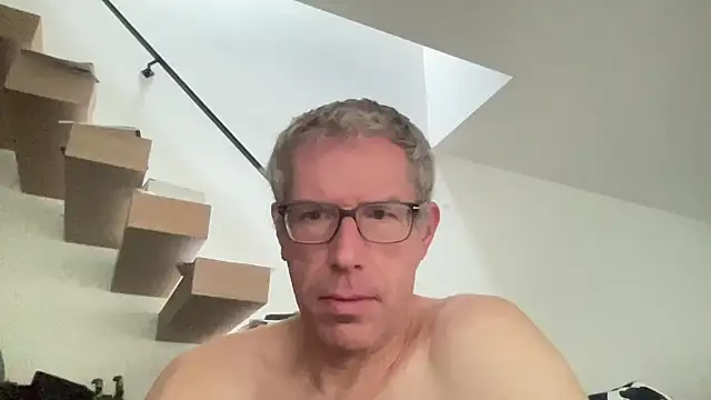 choupipat1 online show from September 10, 6:02 am