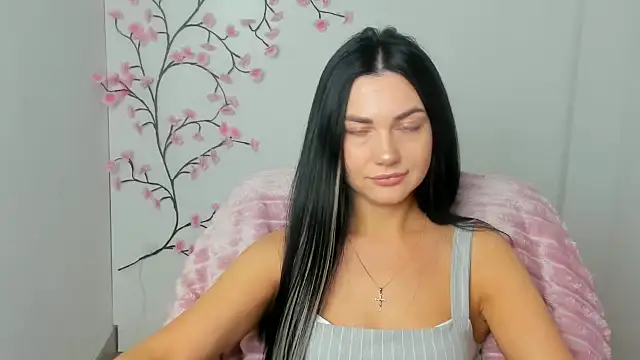 Lune Moon online show from March 27, 6:41 am