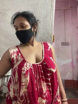 Snapshot of Priyajaanbaby chatting on September 18, 6:26 am Priyajaanbaby online show from September 18, 6:26 am