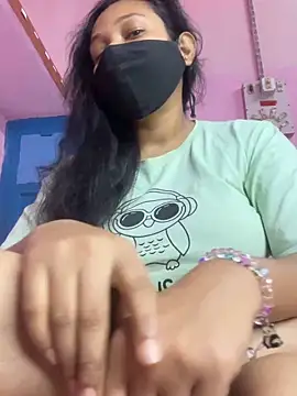 Snapshot of Priyajaanbaby chatting on November 20, 3:18 am Priyajaanbaby online show from November 20, 3:18 am