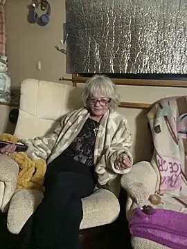 ladyboatlady online show from March 16, 8:02 pm