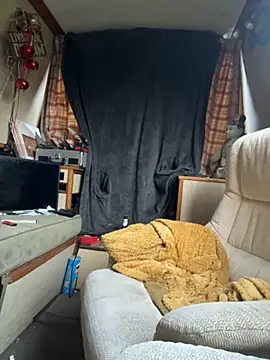 ladyboatlady online show from March 27, 6:19 am