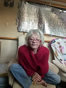 ladyboatlady online show from April 7, 6:58 am