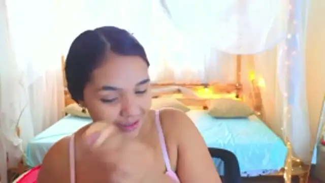 Snapshot of loreaniss chatting on November 10, 7:57 pm loreaniss online show from November 10, 7:57 pm