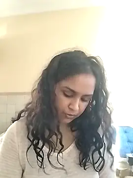 cute indianxo online show from February 10, 7:23 am