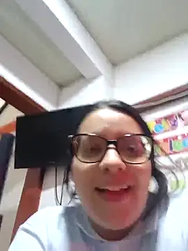 Snapshot of Vanesitacooper chatting on October 15, 9:26 pm Vanesitacooper online show from October 15, 9:26 pm