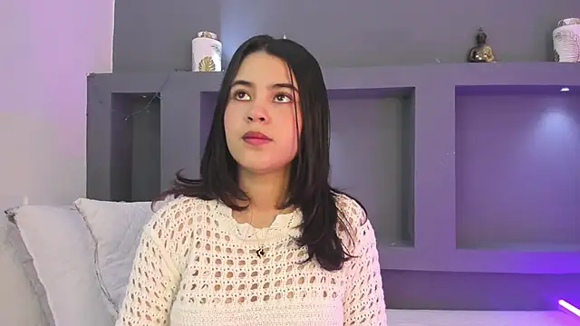 Snapshot of MaiaaCandy chatting on October 11, 8:40 pm MaiaaCandy online show from October 11, 8:40 pm