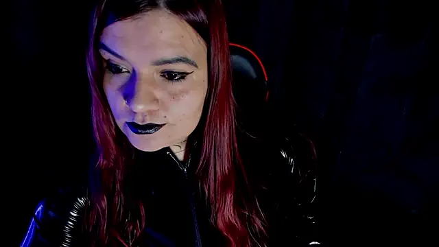 Snapshot of Moon_Dark520 chatting on November 25, 3:50 am Moon Dark520 online show from November 25, 3:50 am