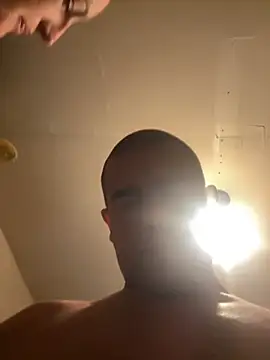 Snapshot of silverbay-456 chatting on September 15, 9:53 am silverbay-456 online show from September 15, 9:53 am