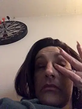 Snapshot of silverbay-456 chatting on November 10, 1:21 pm silverbay-456 online show from November 10, 1:21 pm