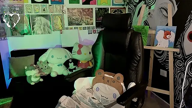 Yuhwan  online show from April 16, 10:01 pm