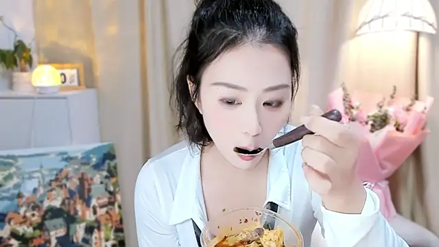 lumi65 online show from October 8, 11:41 am