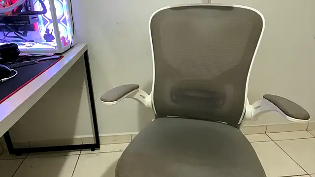 isabelly08ty online show from July 4, 9:37 am