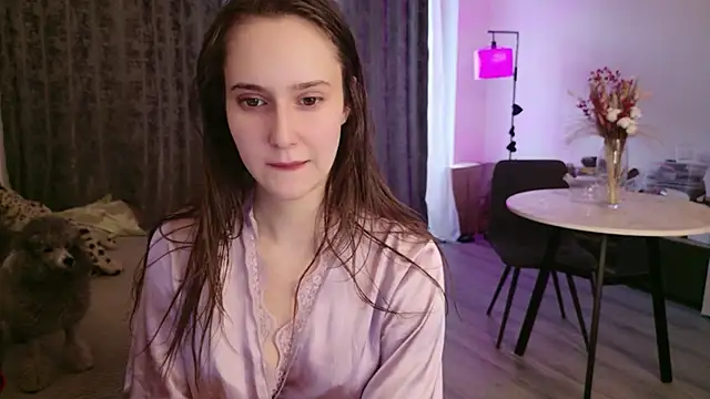 LucyRose3 online show from April 3, 2:04 pm