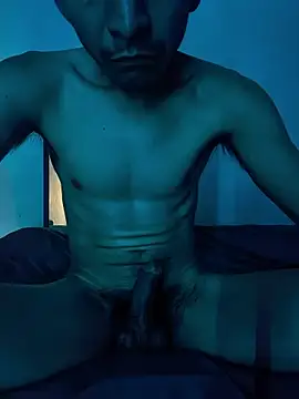 Yucsingl1 online show from April 6, 4:57 am