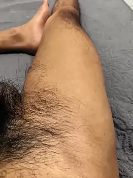 Yucsingl1 online show from April 11, 1:10 am