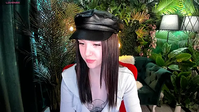 Snapshot of MarySparkle chatting on September 20, 2:56 am MarySparkle online show from September 20, 2:56 am