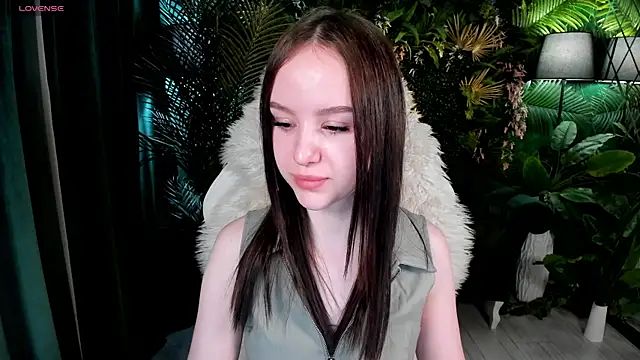 Snapshot of MarySparkle chatting on October 6, 3:15 am MarySparkle online show from October 6, 3:15 am