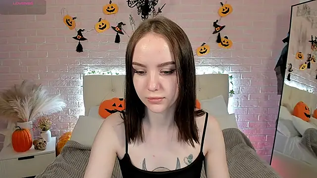 Snapshot of MarySparkle chatting on October 24, 4:09 am MarySparkle online show from October 24, 4:09 am