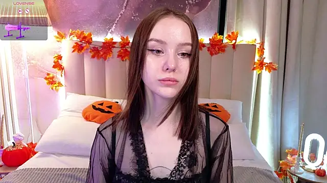 Snapshot of MarySparkle chatting on October 30, 4:25 am MarySparkle online show from October 30, 4:25 am