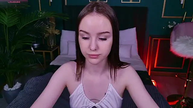 Snapshot of MarySparkle chatting on November 16, 3:56 am MarySparkle online show from November 16, 3:56 am