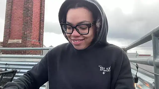 zahrabliss online show from March 12, 8:04 pm