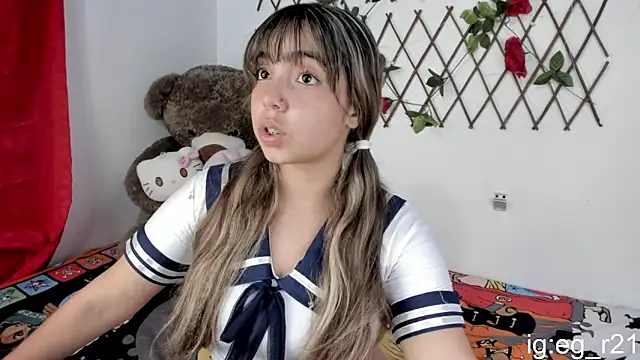 Snapshot of emma_grays2 chatting on September 18, 5:31 am emma grays2 online show from September 18, 5:31 am