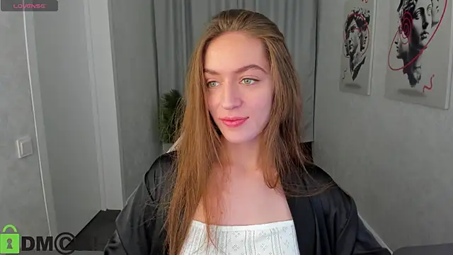 Snapshot of Agnes_Wells chatting on October 21, 9:21 am Agnes Wells online show from October 21, 9:21 am