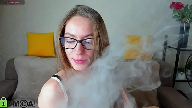 Snapshot of Agnes_Wells chatting on October 22, 9:31 am Agnes Wells online show from October 22, 9:31 am