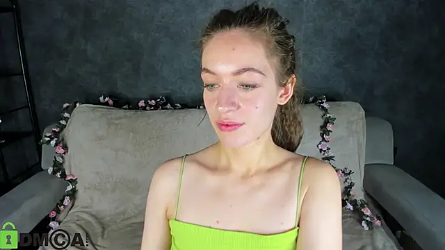 Snapshot of Agnes_Wells chatting on November 17, 9:26 am Agnes Wells online show from November 17, 9:26 am