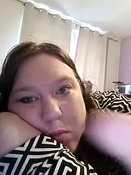 Snapshot of Feuchtekitty92@xh chatting on October 15, 8:47 am Feuchtekitty92xh online show from October 15, 8:47 am