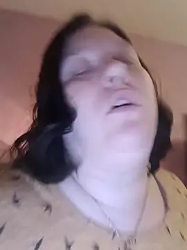 Snapshot of Feuchtekitty92@xh chatting on November 3, 7:15 pm Feuchtekitty92xh online show from November 3, 7:15 pm