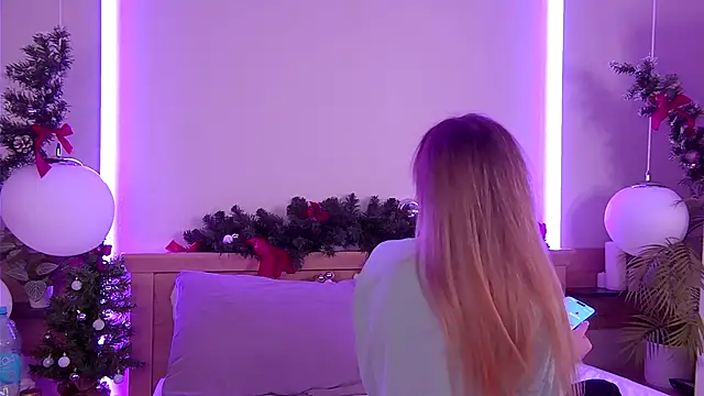 AriWild online show from December 23, 4:43 am