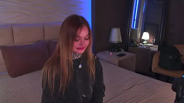 AriWild online show from April 5, 5:26 am