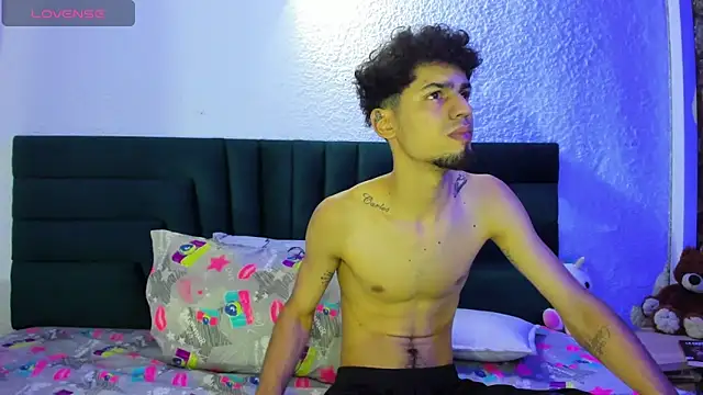 Chris Angel  online show from November 3, 2:35 am