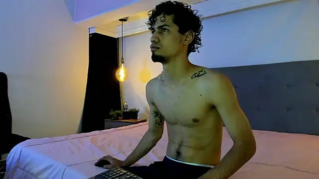 Chris Angel  online show from March 28, 3:50 am