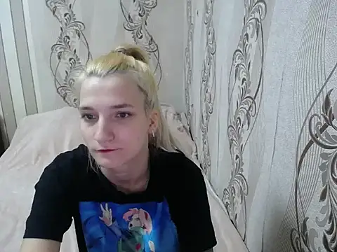 Snapshot of AlissaClark chatting on November 20, 9:58 pm AlissaClark online show from November 20, 9:58 pm