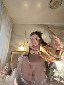 TiffaNoel online show from April 5, 2:03 pm