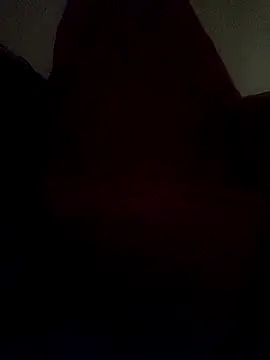 Snapshot of Nesch82 chatting on February 6, 7:17 pm Nesch82 online show from February 6, 7:17 pm