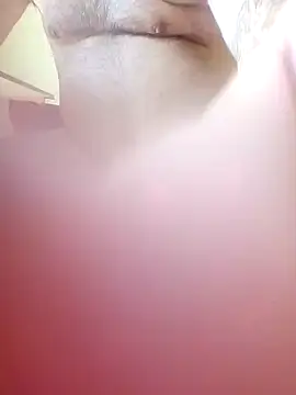 Snapshot of Nesch82 chatting on February 14, 8:33 am Nesch82 online show from February 14, 8:33 am