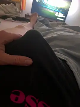 Snapshot of mrwit chatting on November 2, 9:33 am mrwit online show from November 2, 9:33 am