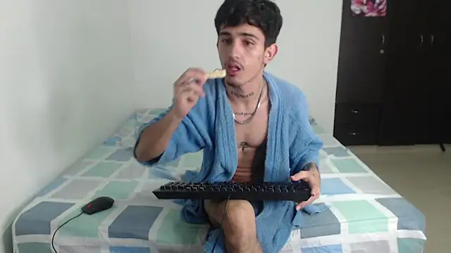 Snapshot of nextboywell1 chatting on November 23, 9:20 am nextboywell1 online show from November 23, 9:20 am