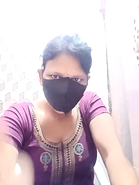 Snapshot of varnika chatting on September 13, 8:47 am varnika online show from September 13, 8:47 am