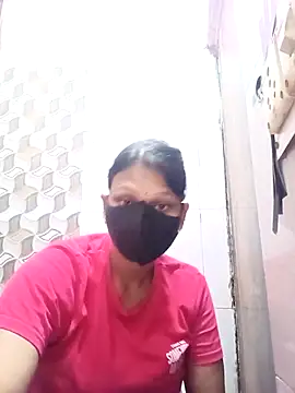 Snapshot of varnika chatting on October 26, 9:15 am varnika online show from October 26, 9:15 am