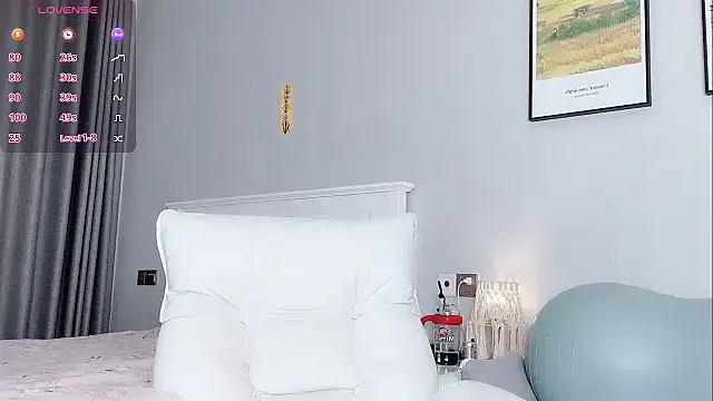 B-Yaya online show from September 27, 4:12 pm