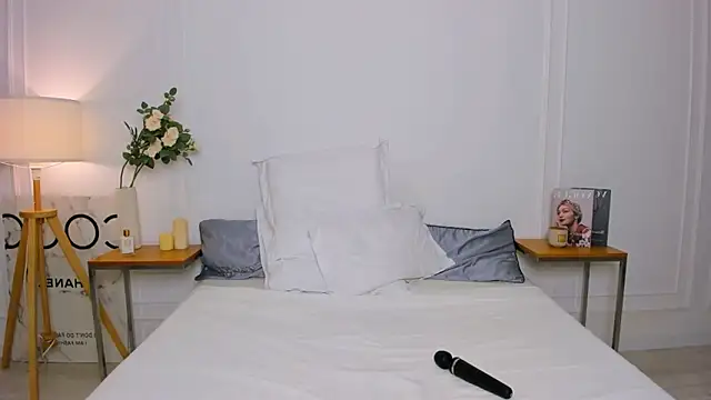 OliviaWilsonxxx online show from December 3, 3:14 am