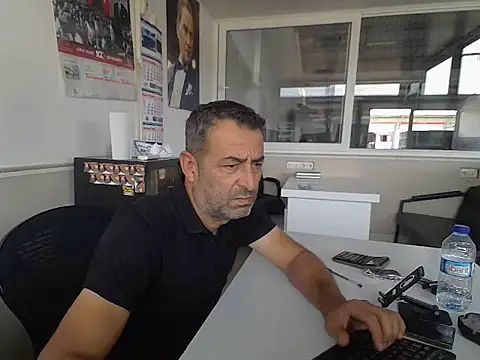 rafasilva3535 online show from September 26, 10:52 am