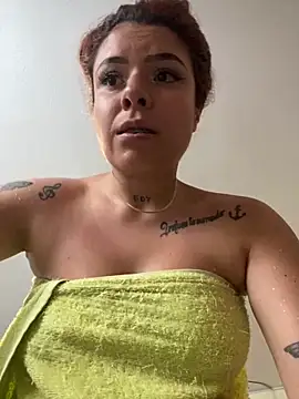 Snapshot of haally-mll chatting on October 29, 7:04 pm haally-mll online show from October 29, 7:04 pm