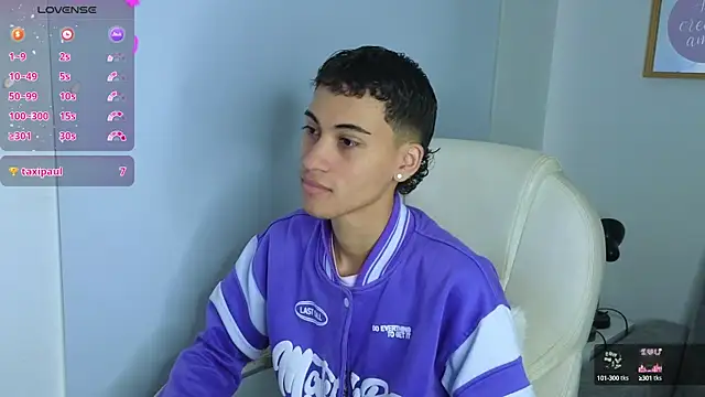 yulian vasquez online show from September 16, 12:17 pm